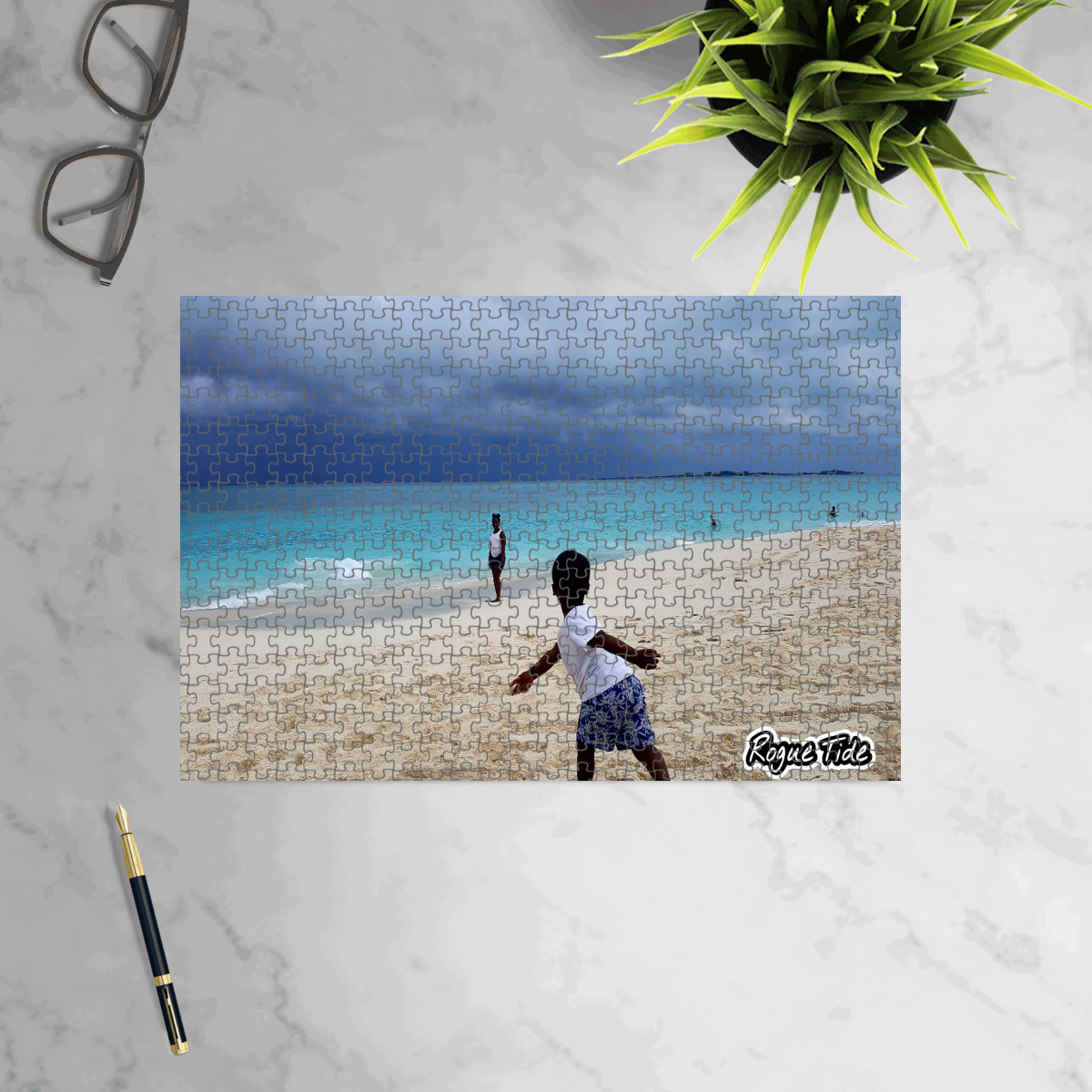 Puzzle - Boy throwing ball on Cabbage Beach